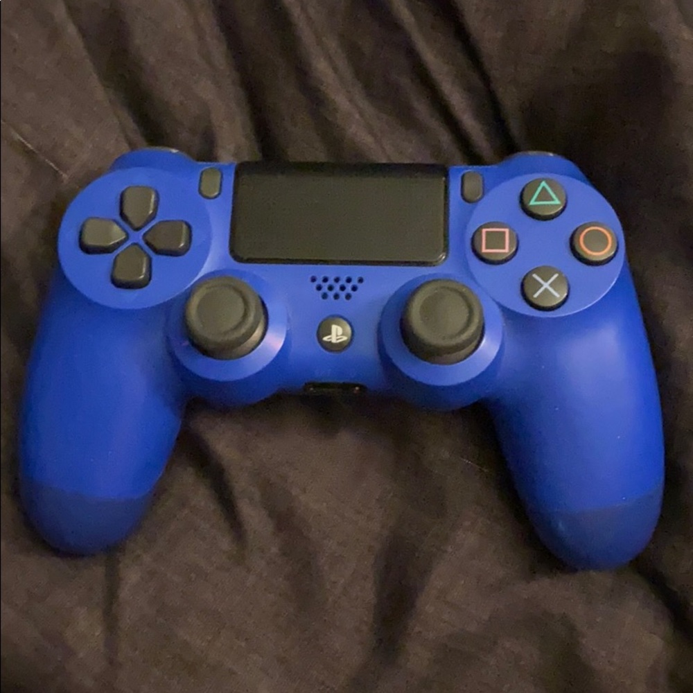 Blue PS4 controller